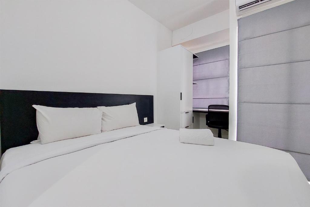 Nice and Fancy Studio Apartment at Serpong Garden By Travelio, Tangerang