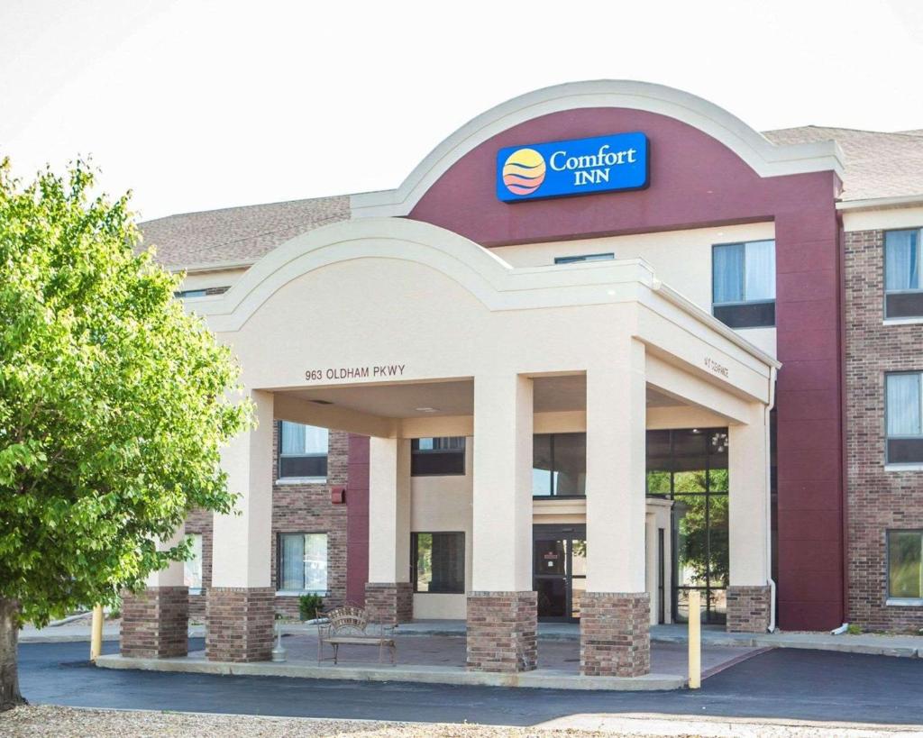Comfort Inn Lees Summit @ Hwy 50 & Hwy 291 image