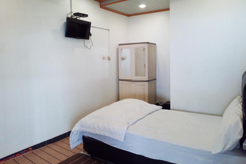 Penginapan Ciremai Syariah RedPartner photo 3