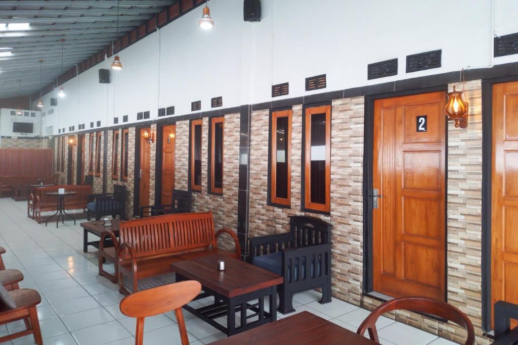 Penginapan Ciremai Syariah RedPartner photo 4