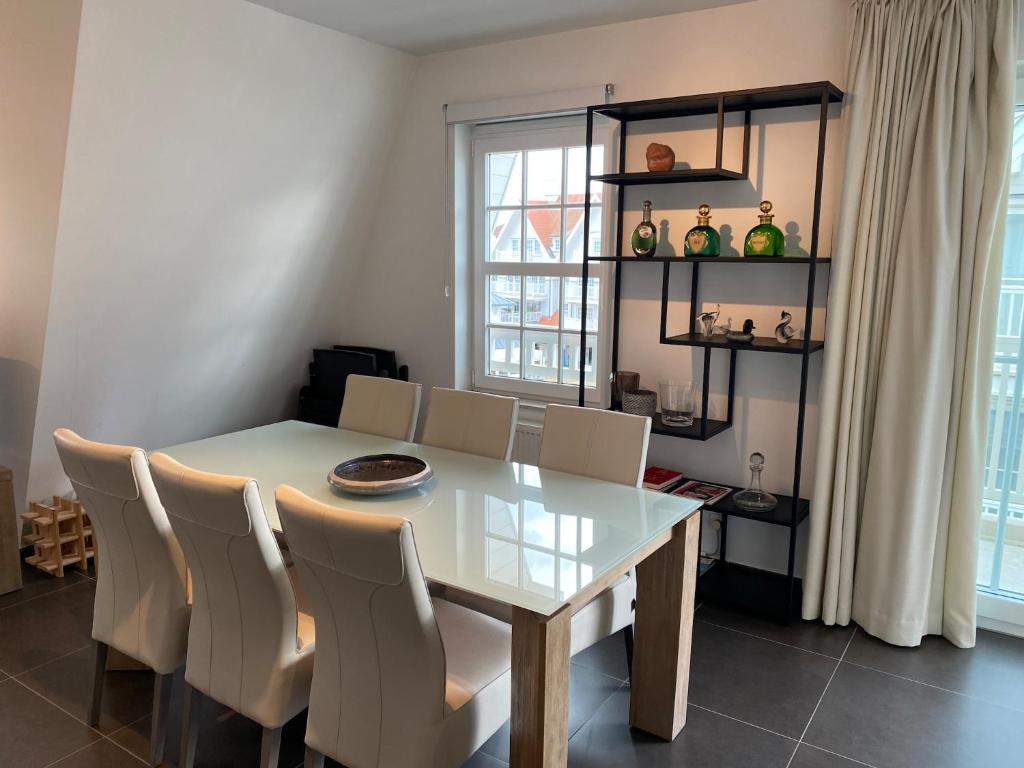 Apartment in Nieuwpoort with central location photo 1