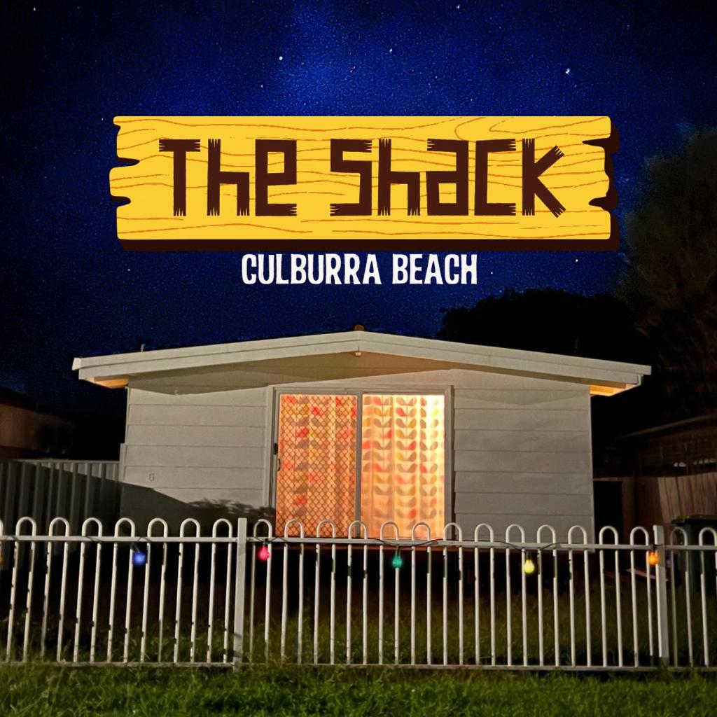 The Shack Culburra Beach- retro cool location pool table tiki bar photo 2