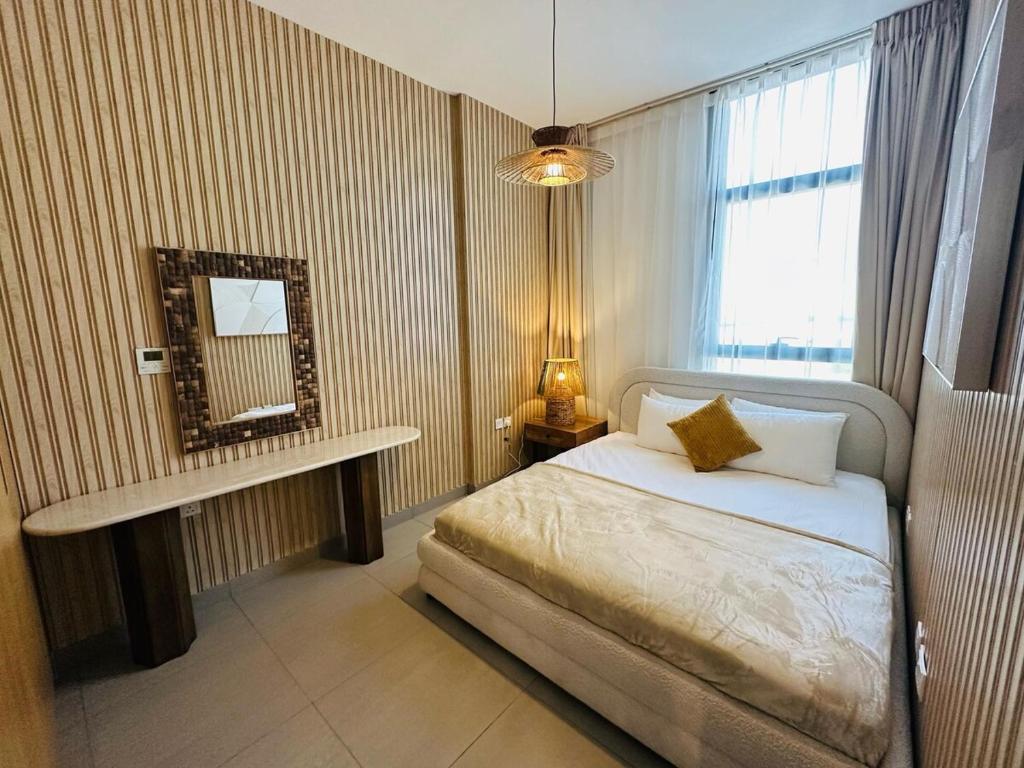 1BR Desert Modernism by Blue Cloud Holidays photo 3
