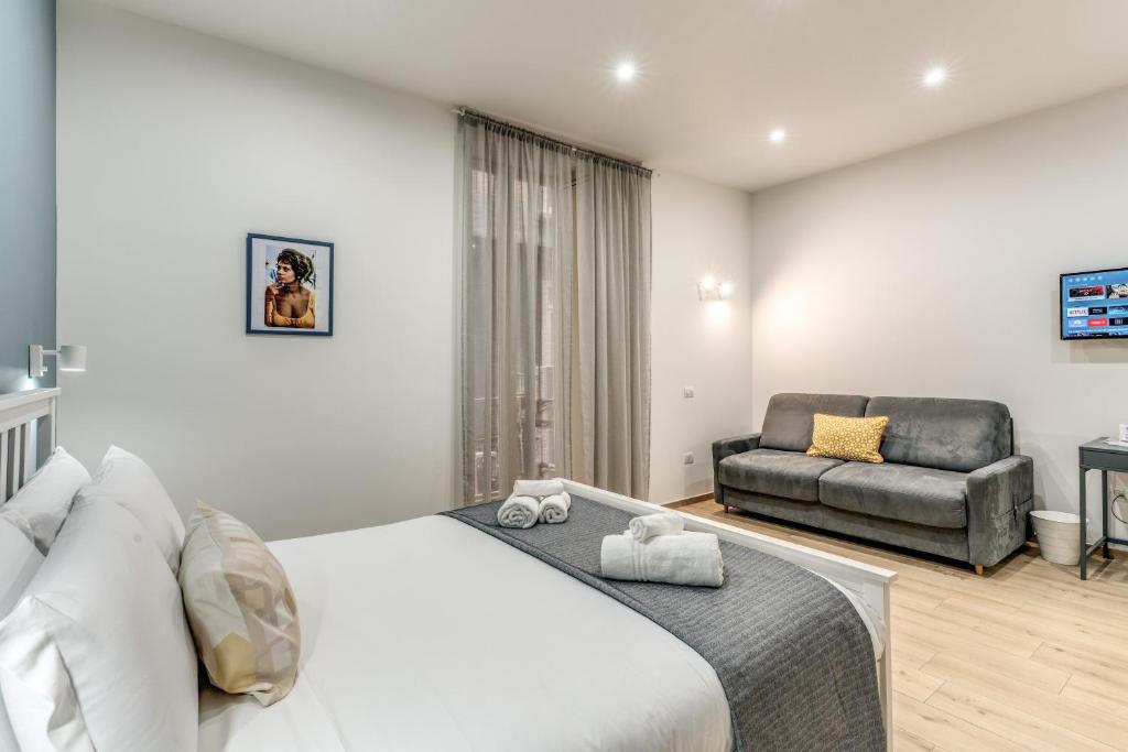 Caravita Rooms - Tap to explore photos