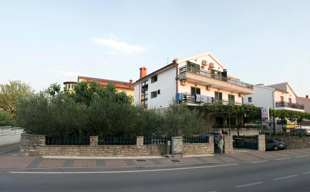 Apartments "Ruža" photo 2