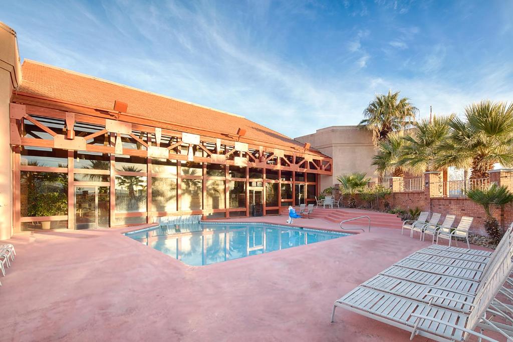 Red Lion Hotel & Conference Center St. George, UT image