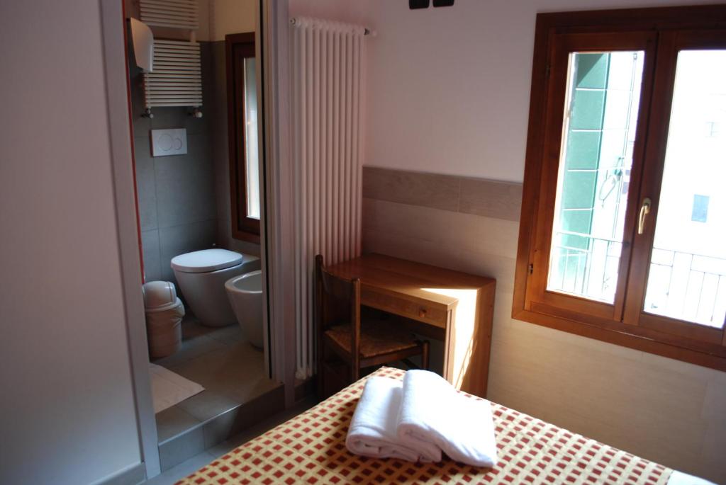 Hotel San Geremia - Tap to explore photos