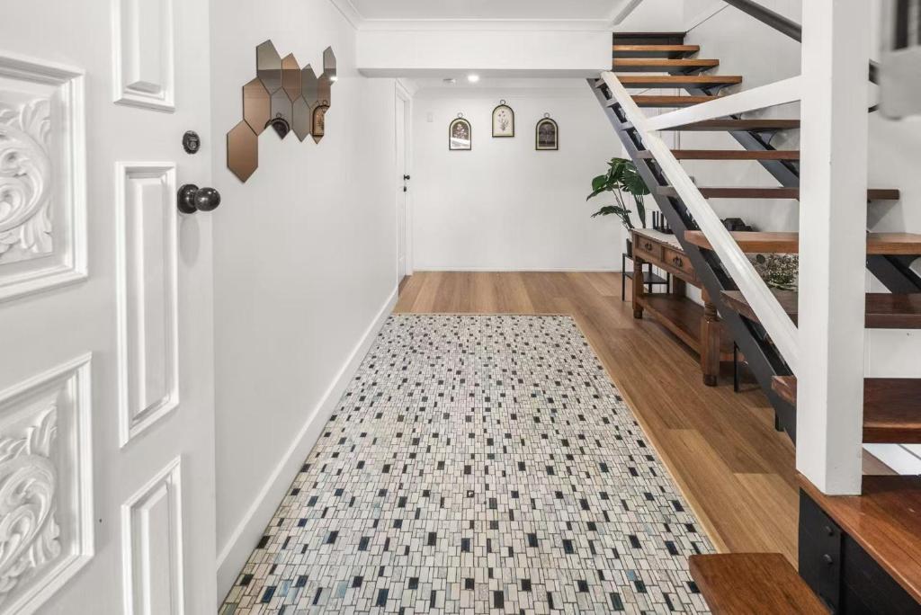 Charming Home in Algester close to plaza photo 1