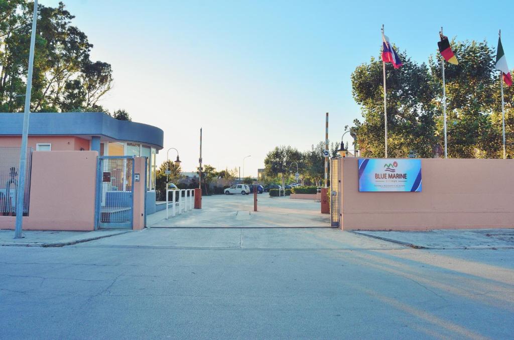 Blue Marine Village photo 4