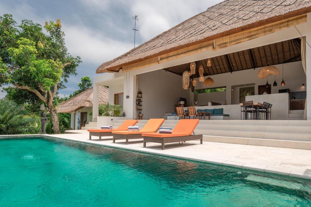 Villa Matahari photo 1