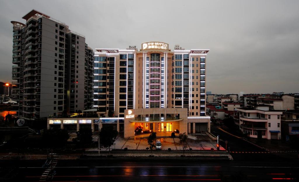 DW Hotel photo 1