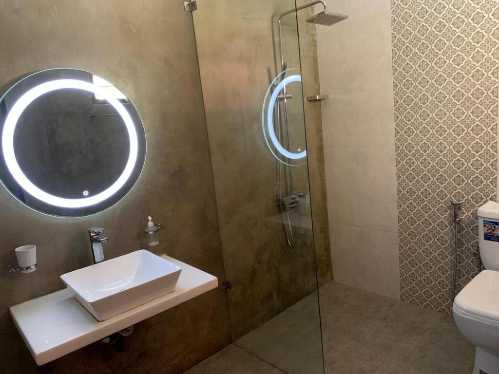 Royal Crown Residency Hotel - Tap to explore photos