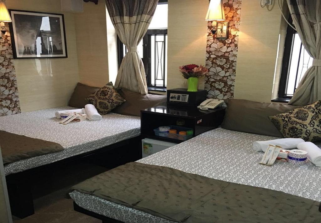 Семейный (Семейный номер), Hotel Skylark