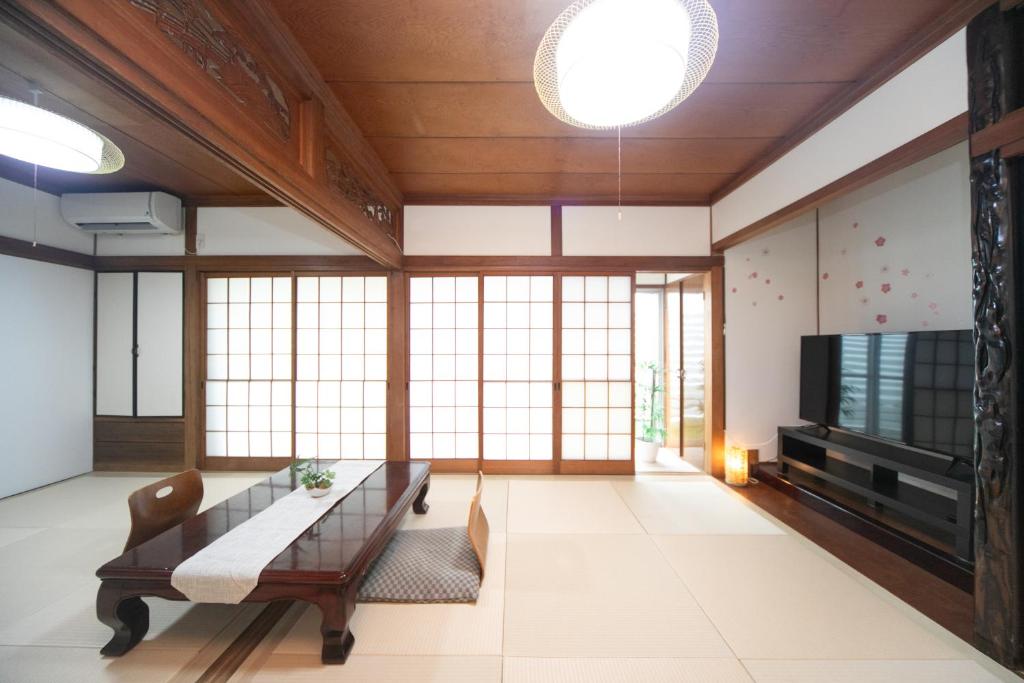 Awaji Horiday Inn Kariya - Tap to explore photos