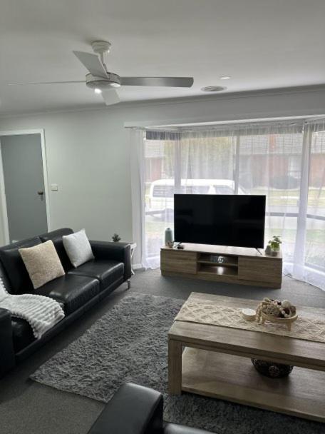 Family Friendly 3 Bedroom photo 2