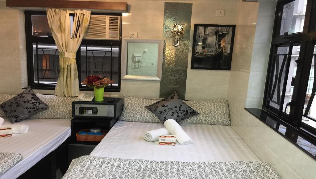 Семейный (Семейный номер), Hotel Skylark