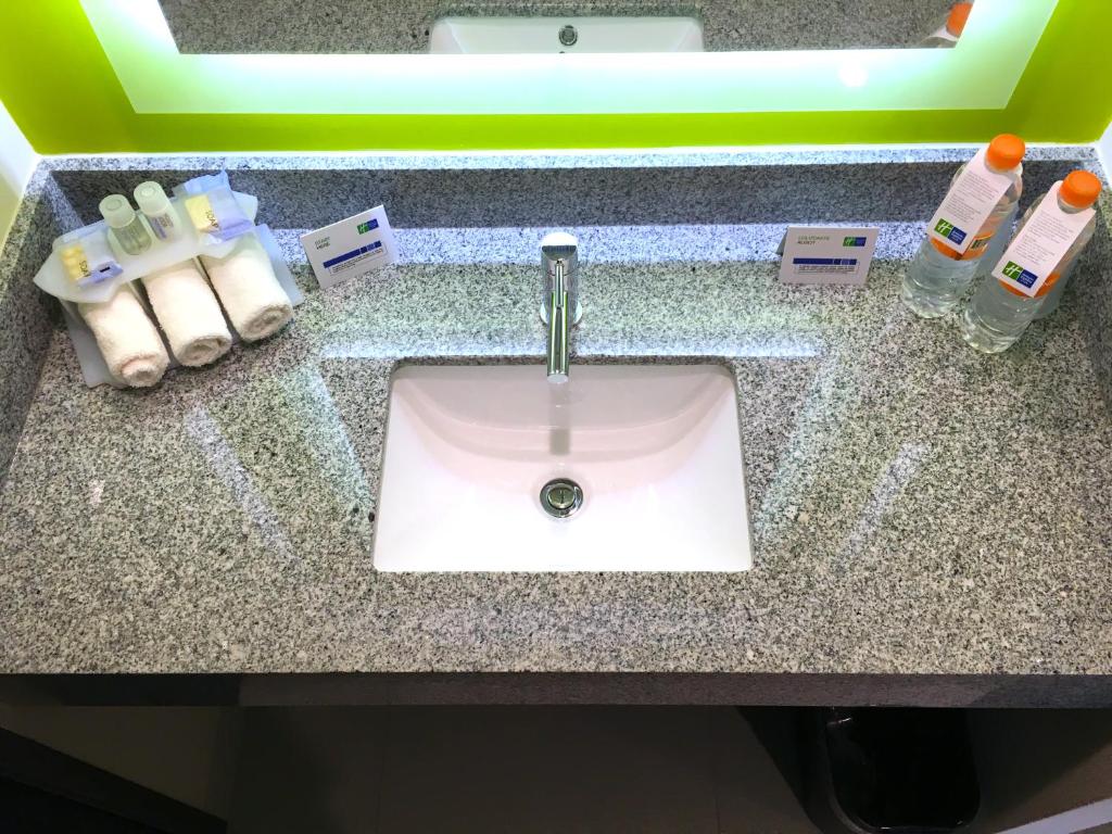 Сьюит (Люкс), Holiday Inn Express & Suites Mexicali