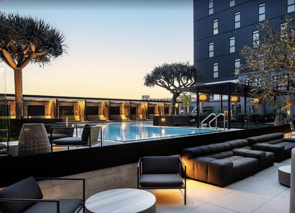 Modern Stay in Arts District LA image