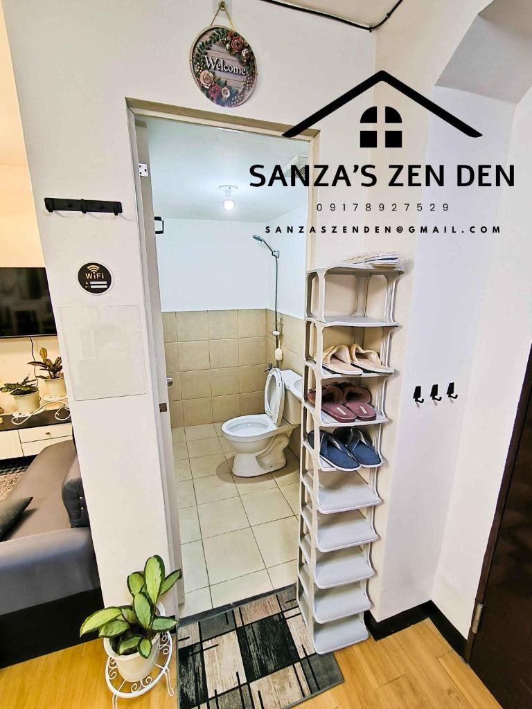 Modern 2BR Condo with Terrace,Netflix,Pool,& WiFi - Tap to explore photos
