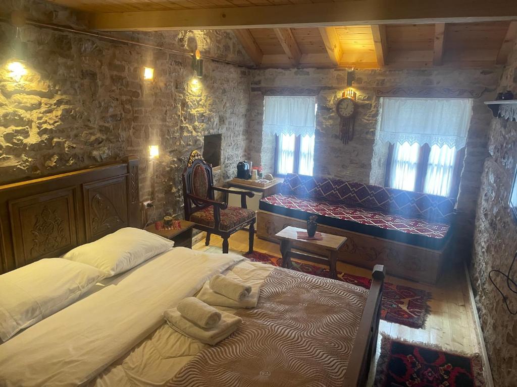 Old Room Bazaar photo 1