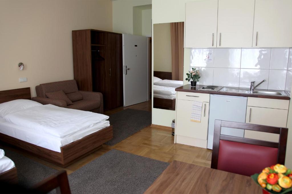 Hotel am Charlottenplatz photo 4