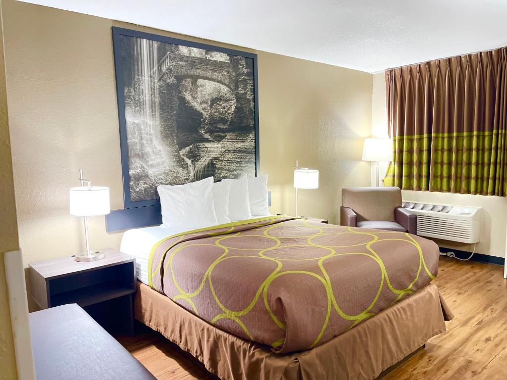 Super 8 by Wyndham Ithaca image