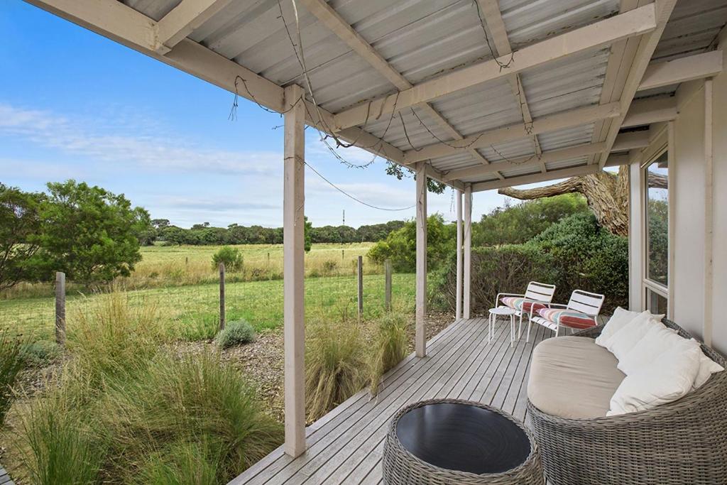 Serene Lonsdale Getaway