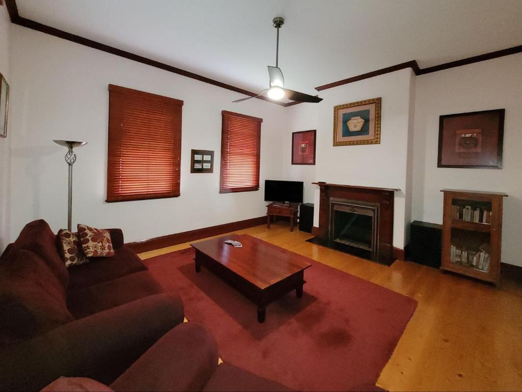 The Manse photo 3