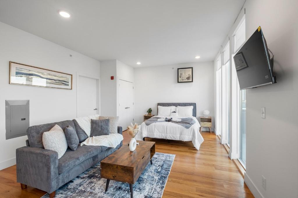 Nolibs Luxury Loft Studio Balcony image