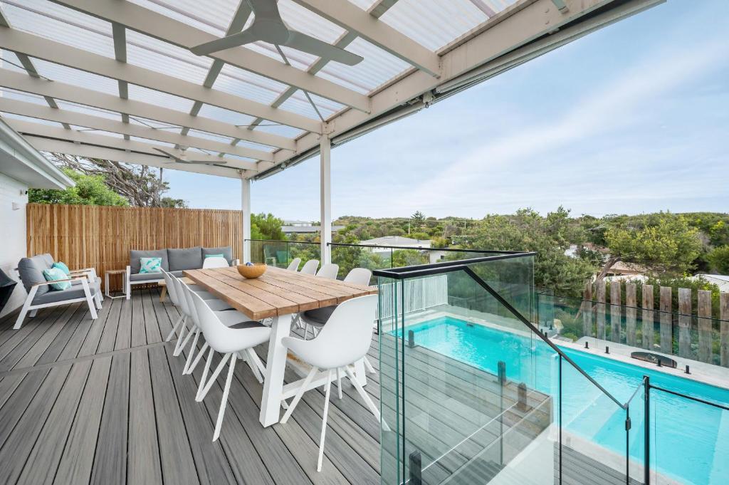 Family Beach Retreat With Heated Pool Blairgowrie photo 3