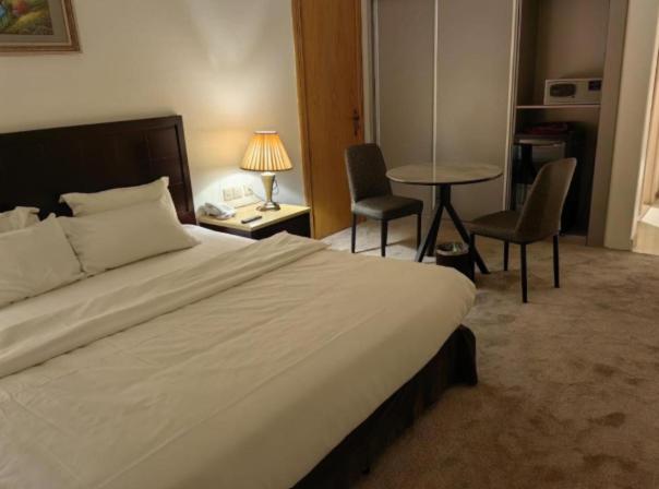 Al Furat Madayin Hotel - Tap to explore photos