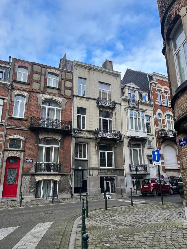 European District Apartment Seven - Tap to explore photos