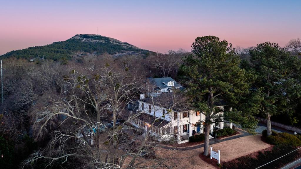 Stone Mountain Manor image