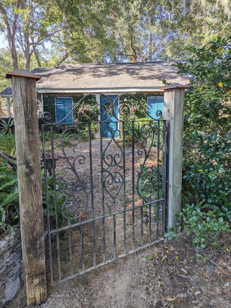 Redfish Cottage image