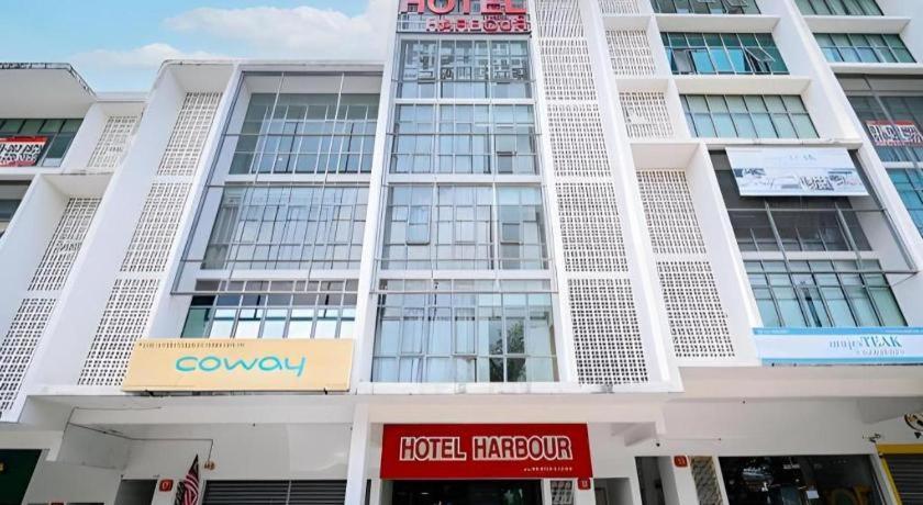 Harbour hotel PJ 21