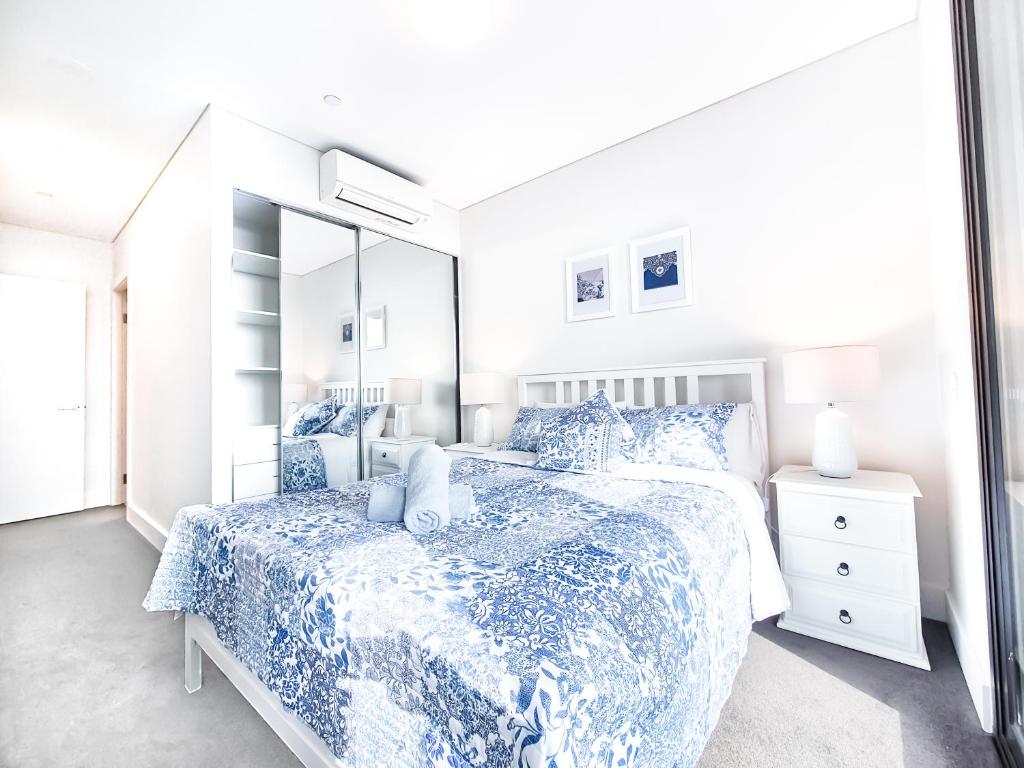 Hamptons Style 2BR & kid room w view in Olympic Park photo 2