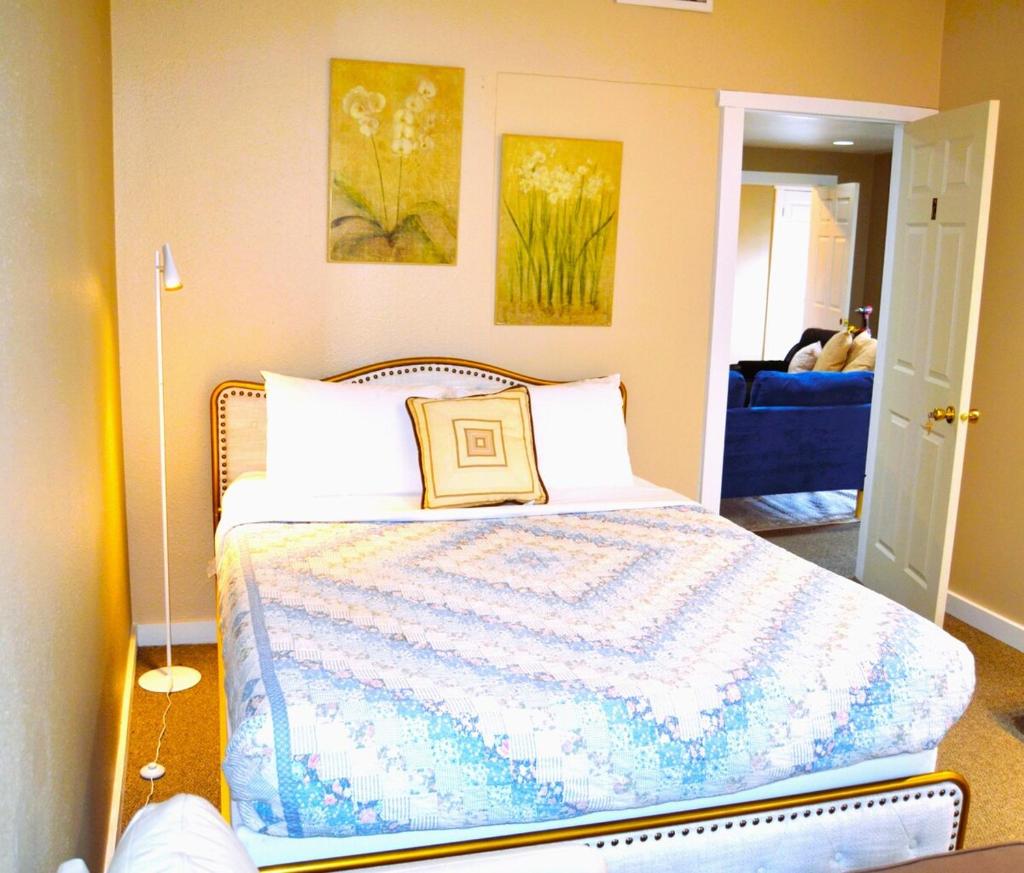 Cozy Nest 5 A Beautiful Room to Rent image