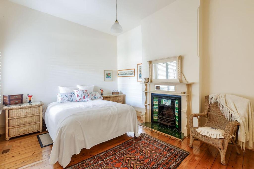 The Sussex - Vintage Haven near Albert Park Lake photo 1