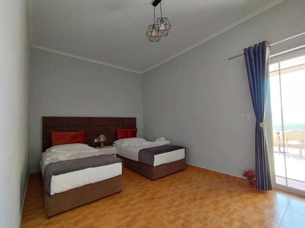 Vila Xheka photo 1