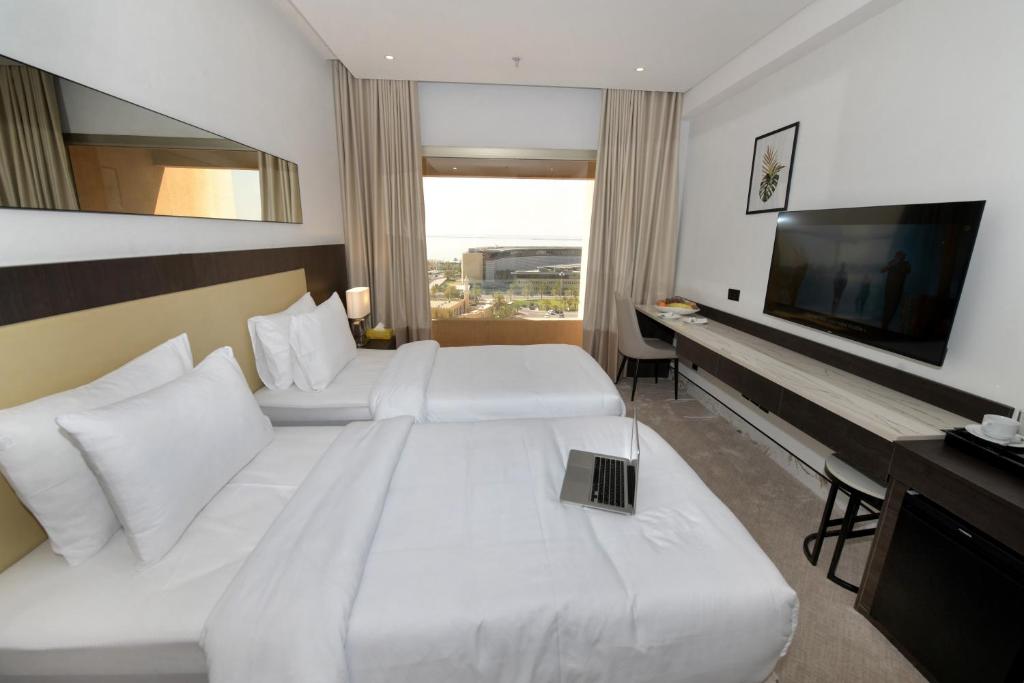 Carlton Tower Hotel Kuwait Room Type - Superior Twin Room with City View
