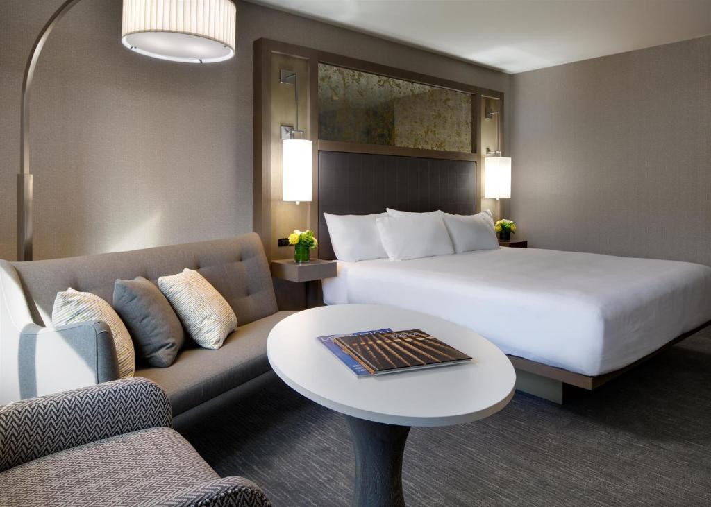 Hyatt Regency Boston Room Type - Terrace Suite