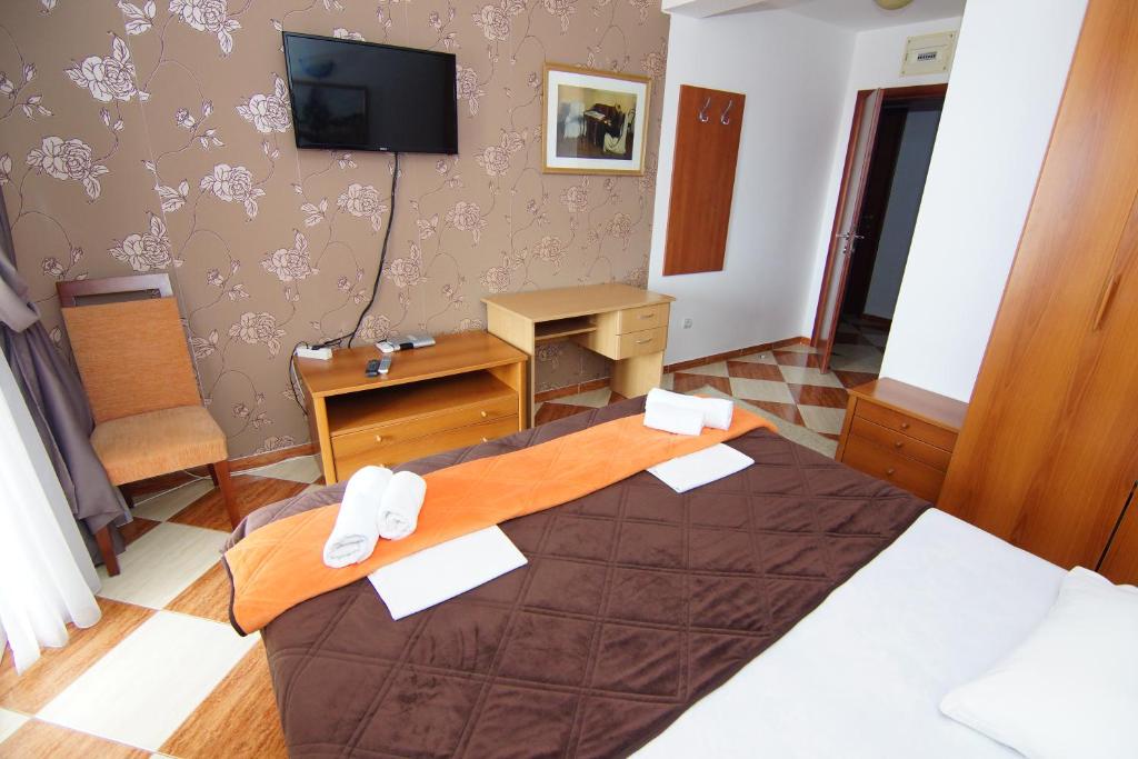 Двухместный (Двухместный номер с 1 кроватью, террасой и видом на море), Villa Gaga with balcony