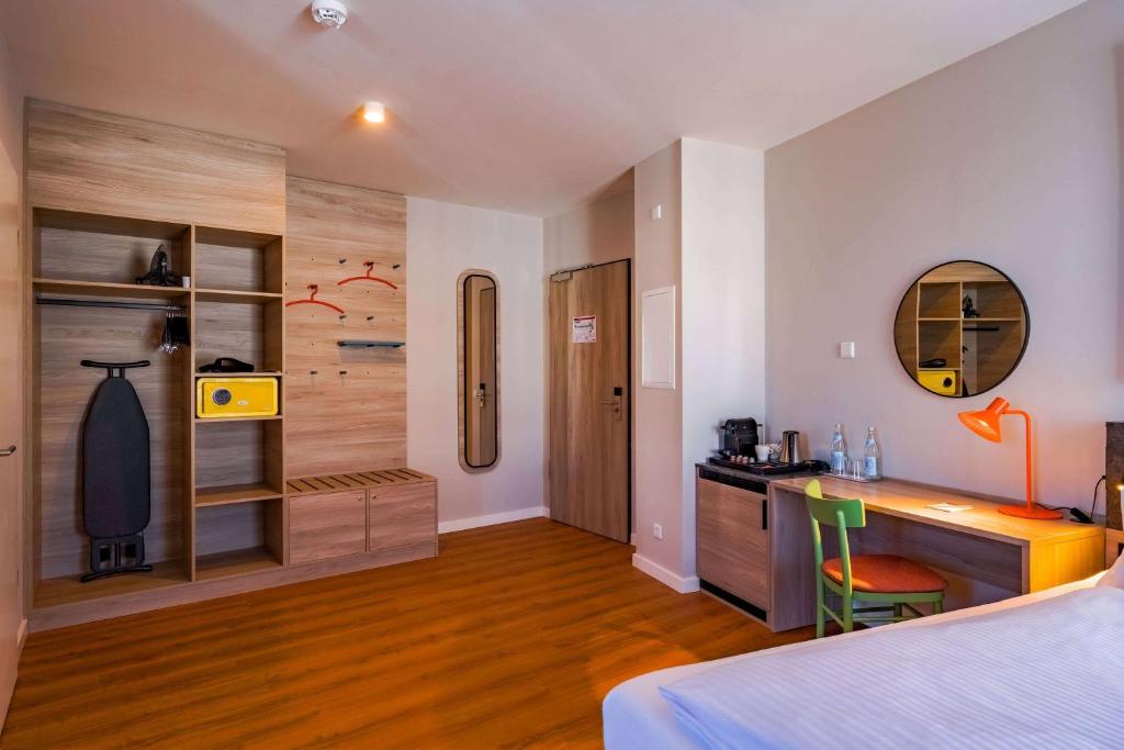 Ramada Encore by Wyndham Munich Messe Room Type - Junior Suite
