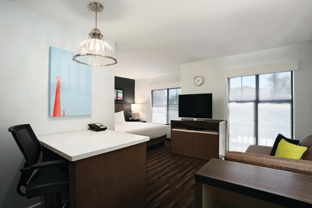 HYATT house Pleasant Hill Room Type - King Studio Suite