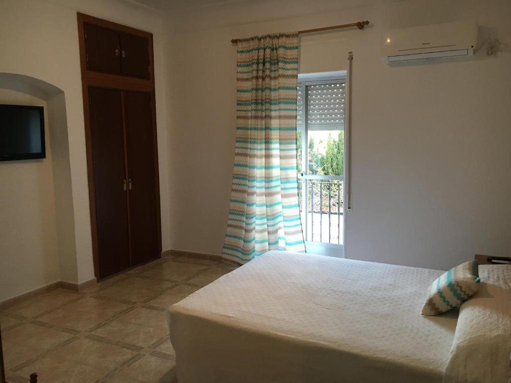 Hostal Barbate photo 1