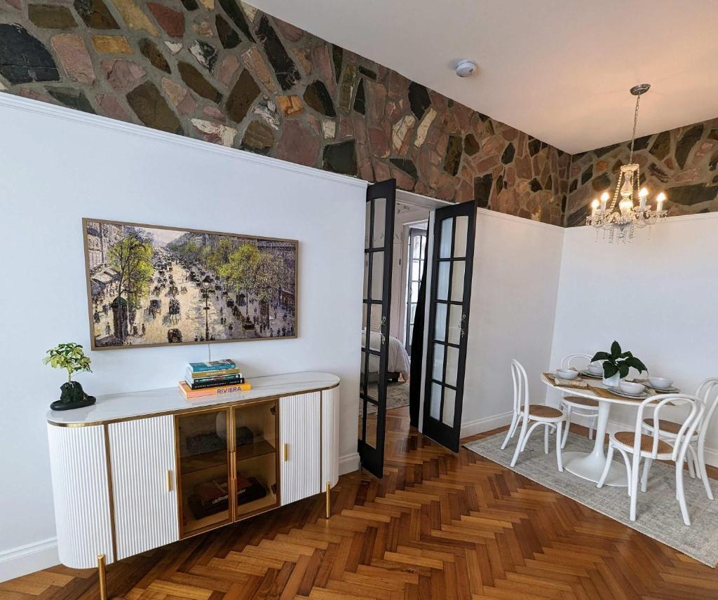 European Style Escape in Geelong photo 3