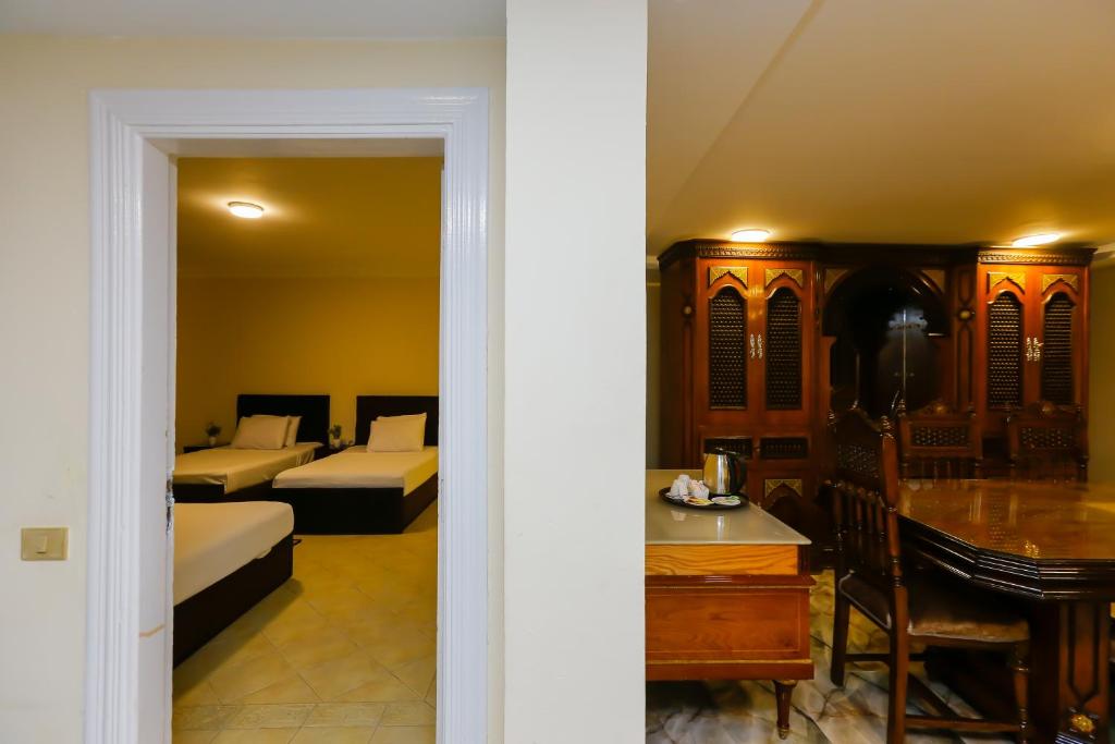 Turquoise Pyramids palace Room Type - Two-Bedroom Apartment