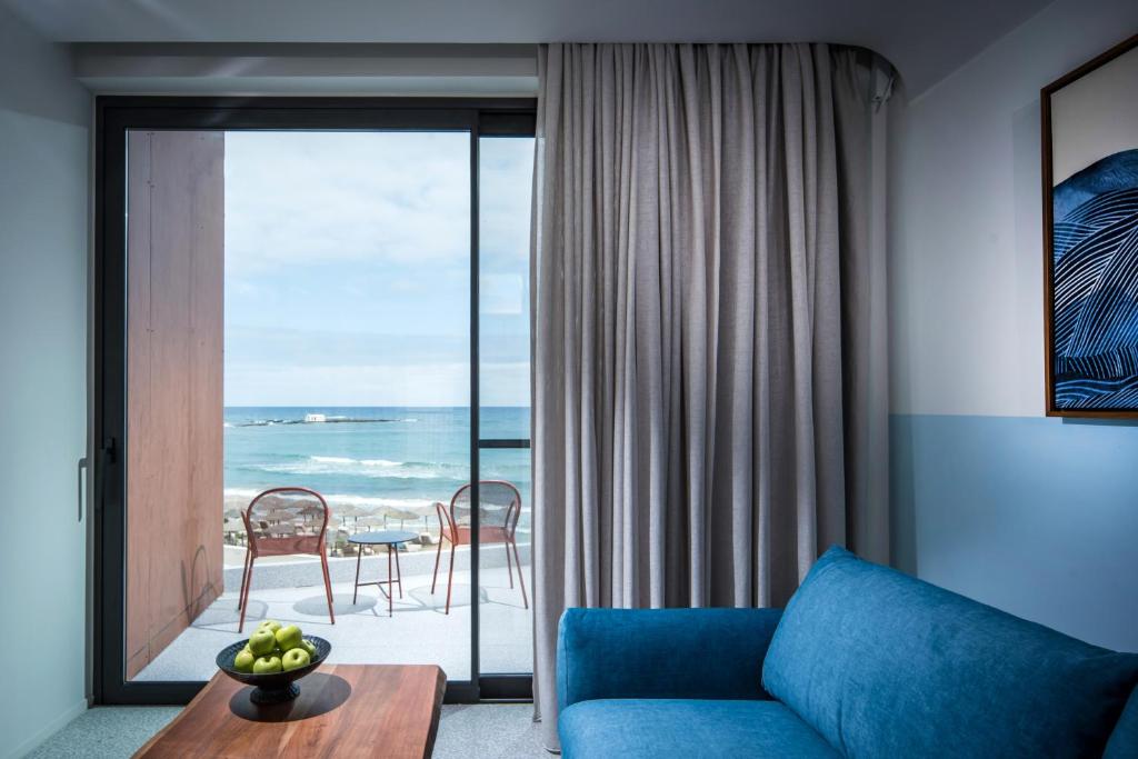 Harmony Boutique Resort - Adults oriented - Tap to explore photos