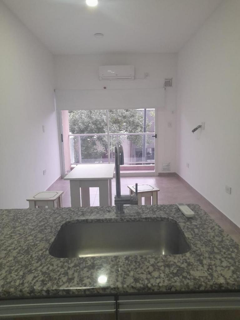 Dpto Sarmiento 1B photo 1