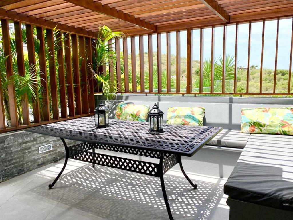 Apt 2 The Grove Residences photo 3